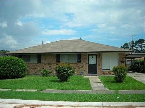 1st image of 3642 Lang St