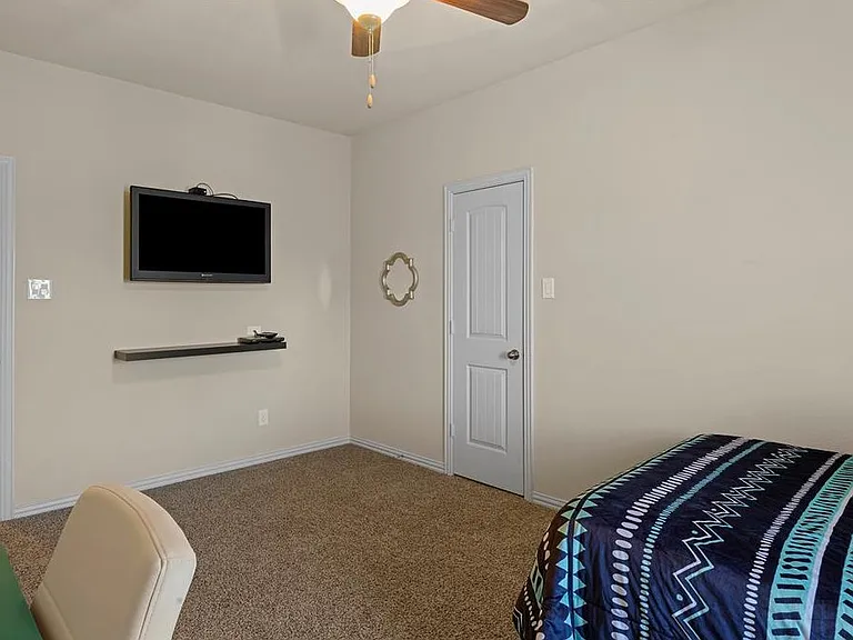 16609 Amistad Ave — Photo 29