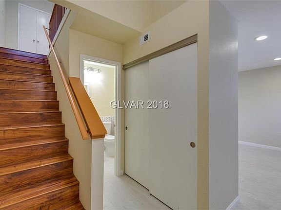 4th image of 5923 Laredo St