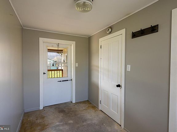 4th image of 167 Manor Rd
