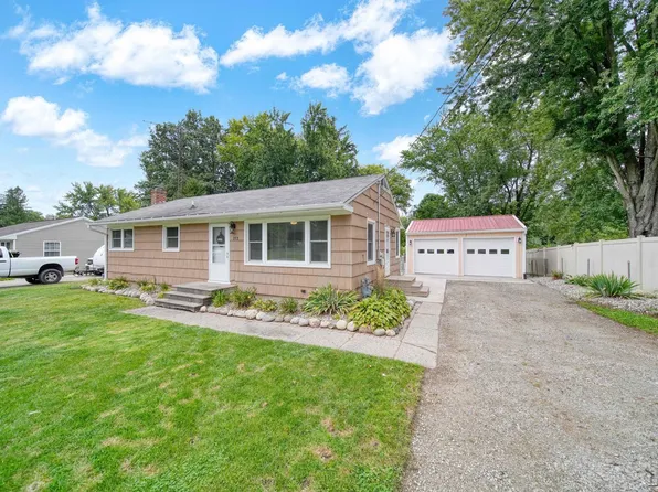 313 Michigan St, Concord, MI 49237
