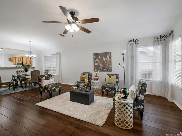 1247 LYNX BND, San Antonio, TX 78251