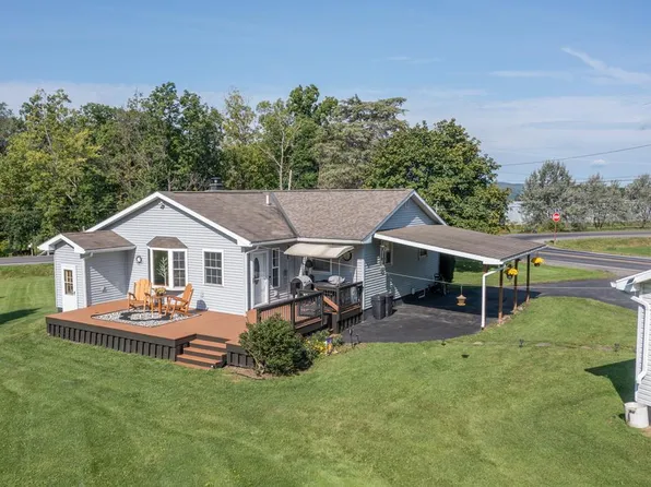 8943 County Route 114, Hammondsport, NY 14840