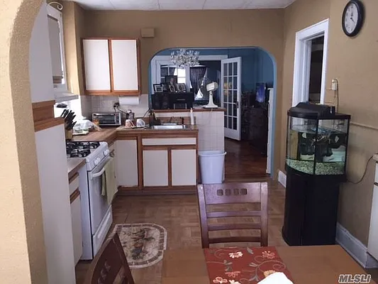 Rented by Alexander Madison Realty | media 36
