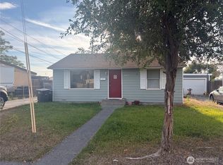 427 N Mattson Dr, Moses Lake, WA 98837