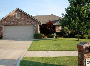 2816 NW 167th St, Edmond, OK 73012