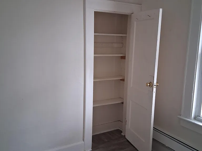 68 Mapes Ave #2 — Photo 2