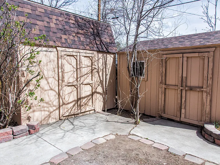 2620 S Holly St — Photo 78