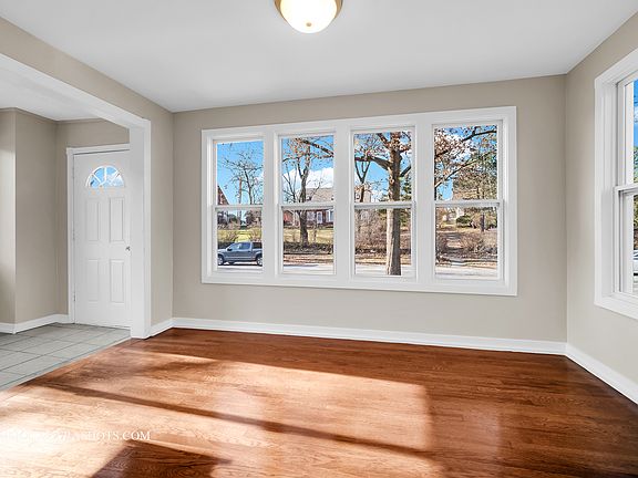 5th image of 1315 Edgewood Ave