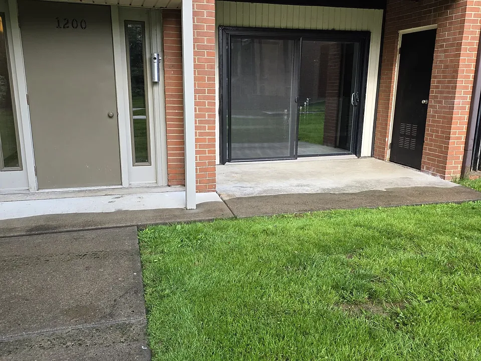 1200 College Park Dr #2