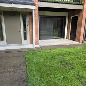 1200 College Park Dr APT 2, Coraopolis, PA, 15108