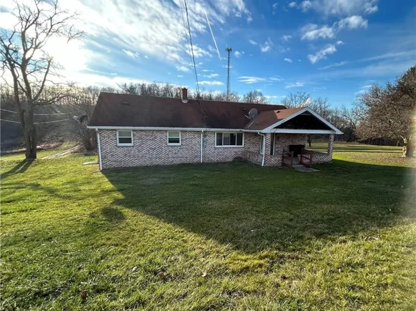 2613 Genteel Ridge Rd, Wellsburg, WV 26070