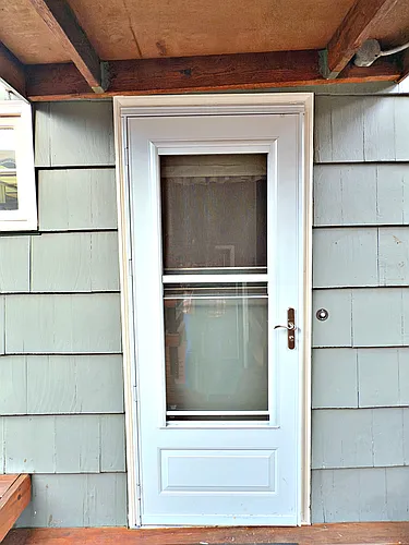 4828 NE Going St Photo 1