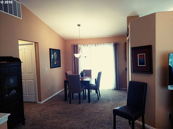 5th image of 2402 E O Ave