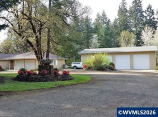 7030 SW Deerhaven Dr, Corvallis, OR 97333
