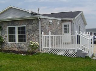 2912 Village Square Dr, Dover, PA 17315