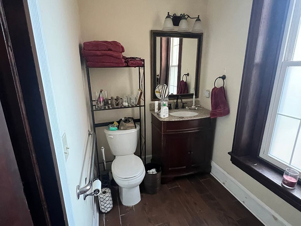 Spacious bathroom