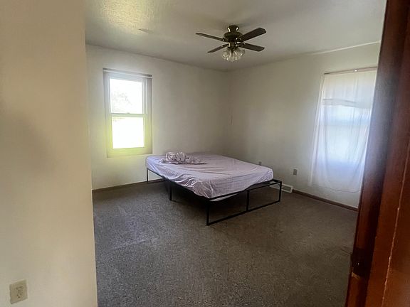 4th image of 100 Margaret Dr #A