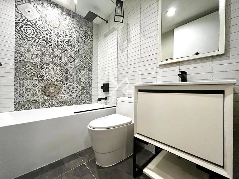 806 Saint Johns Pl #1D — Photo 10