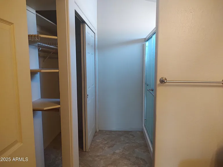 3239 E Kerry Ln — Photo 14