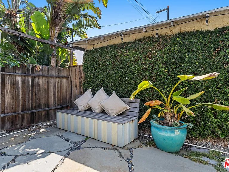 4352 Globe Ave — Photo 29