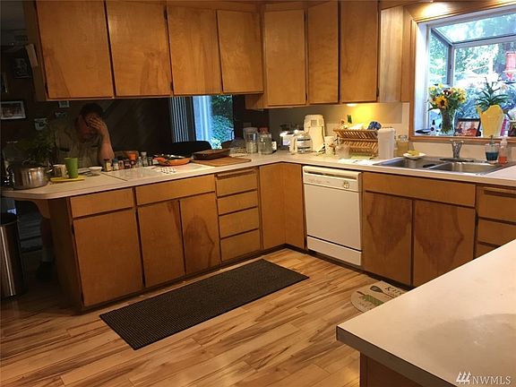 3rd image of 5639 S 318th St
