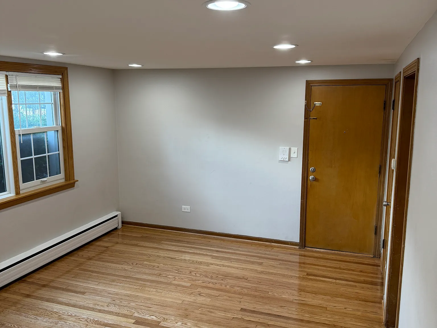 5807 W Addison St — Photo 2