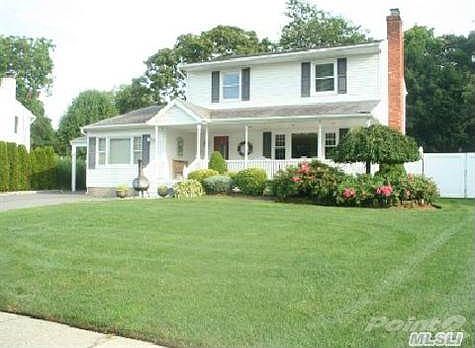 1st image of 7 Westwood Ln
