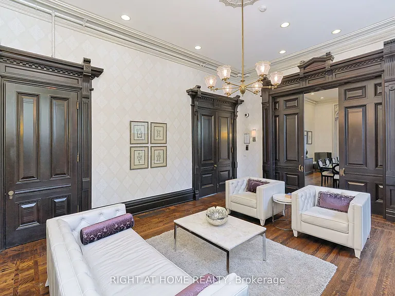 28 Linden St #1405 — Photo 41