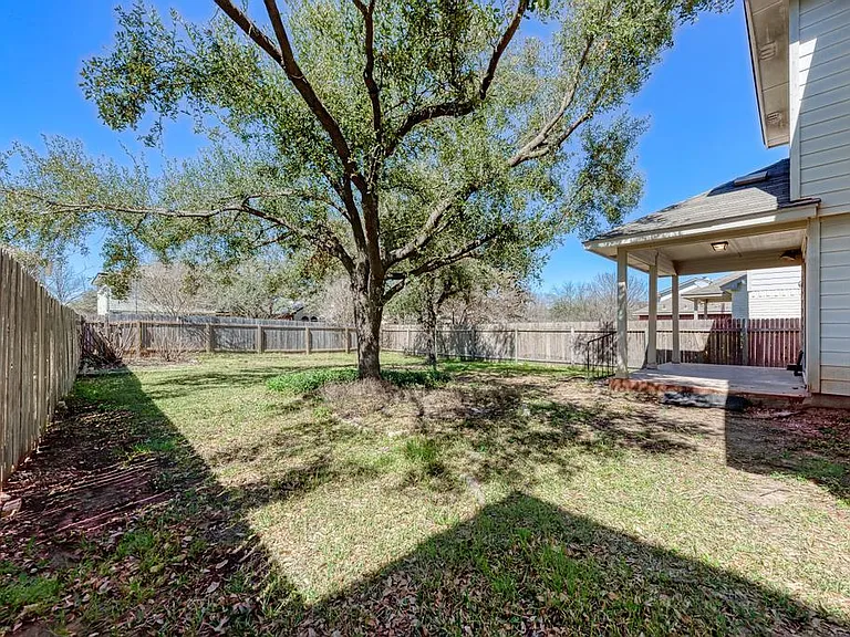 14428 Lilley Brook Cv — Photo 31