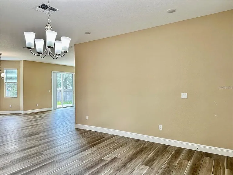 13075 House Finch Rd — Photo 10