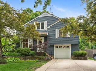 4637 Main St, Downers Grove, IL 60515