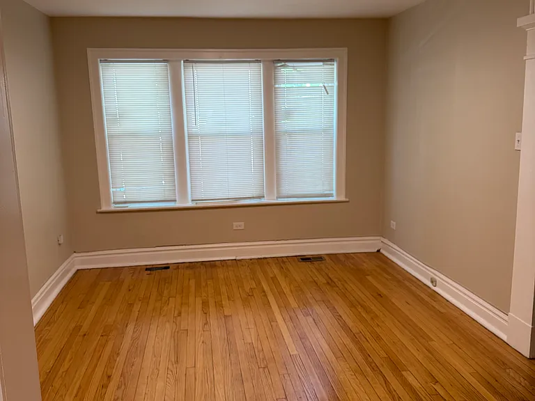 2159 S Millard Ave #1F — Photo 2