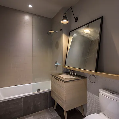 Rented by Nooklyn NYC LLC | media 211