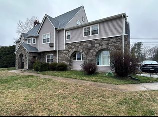 2250 Boyd Rd APT A, Huntingdon Valley, PA 19006