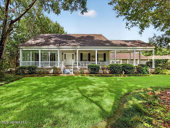 2nd image of 8814 Kailua Pl