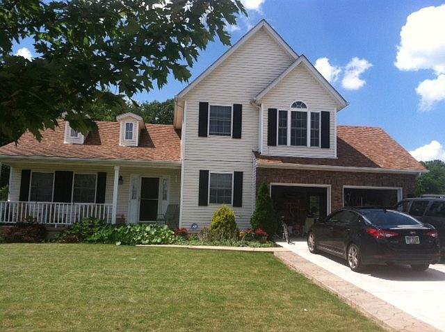 1st image of 326 Greenview Ct