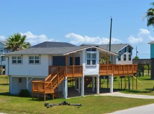 4039 Reeves Dr, Galveston, TX 77554