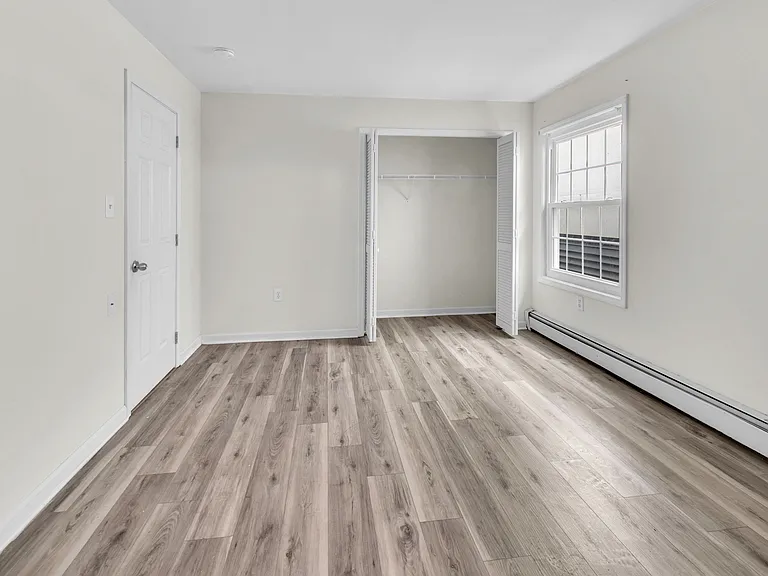 65 Montgomery Ave #G1 — Photo 8