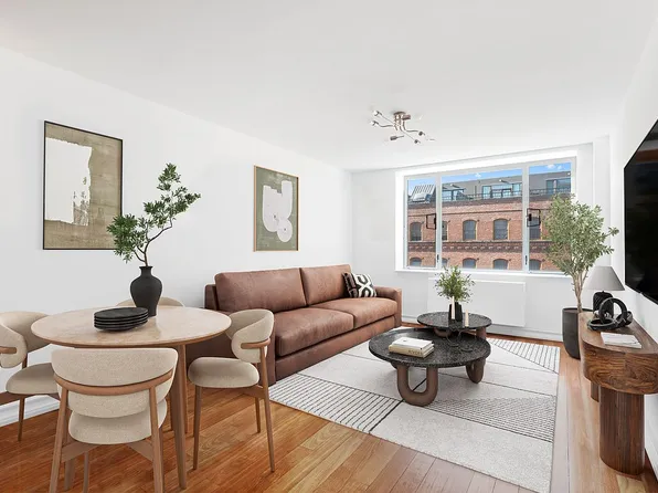 30-85 Vernon Blvd #6B, Astoria, NY 11102