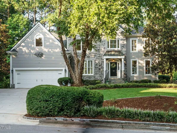 102 Illicium Ct, Cary, NC 27518