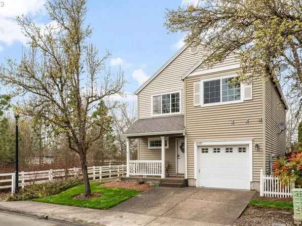 42097 NW Elmhurst Ct, Banks, OR 97106