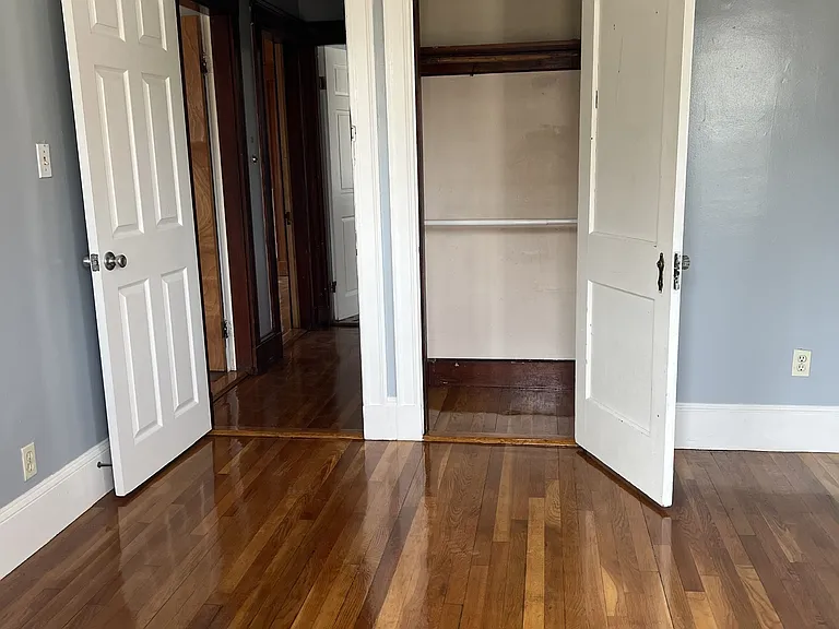 35 Olney St — Photo 9