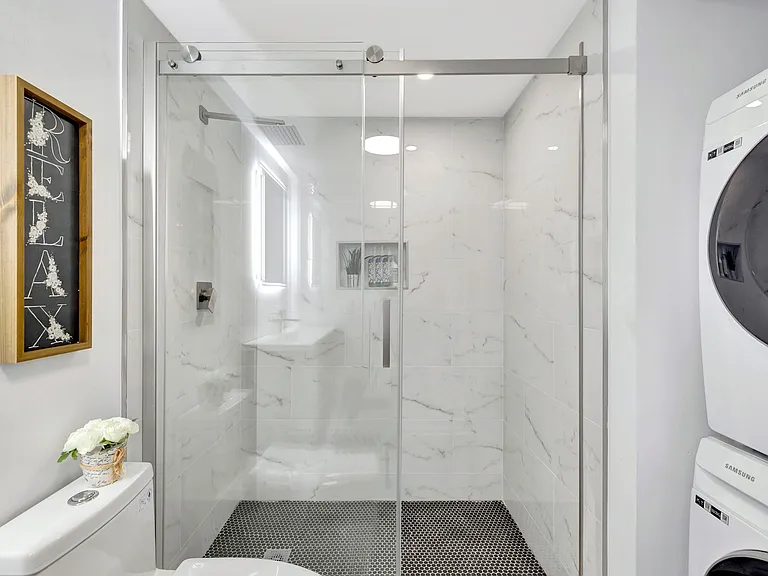 7898 Eastlake Dr #7D — Photo 32