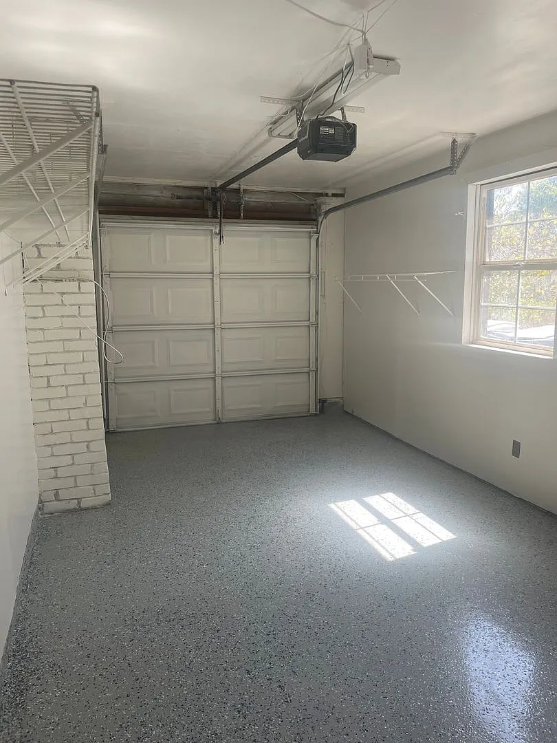 5250 Standish Rd - Sacramento 95820 — Photo 3
