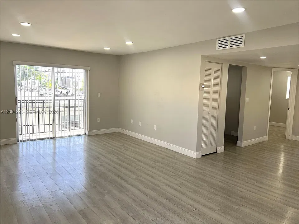 1605 Pennsylvania Ave #304
