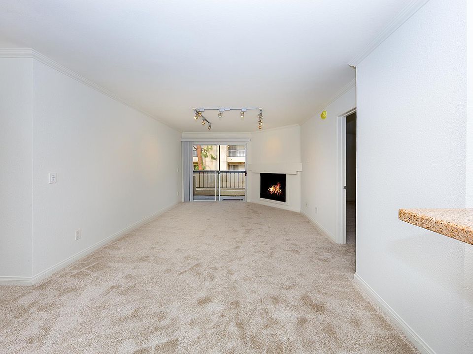 1st image of 21450 Burbank Blvd APT 222
