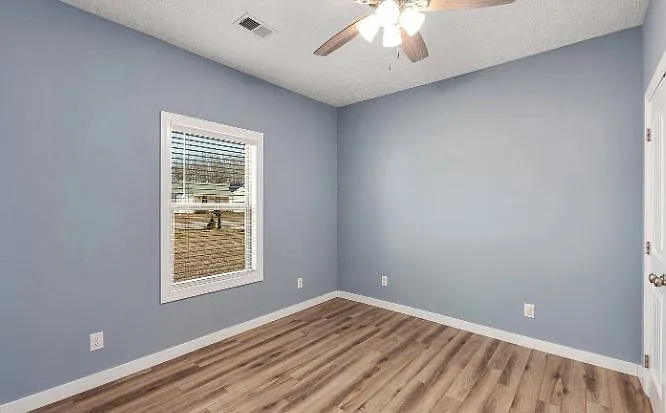 3 bed, 2028 sqft, $1,800 — Photo 3