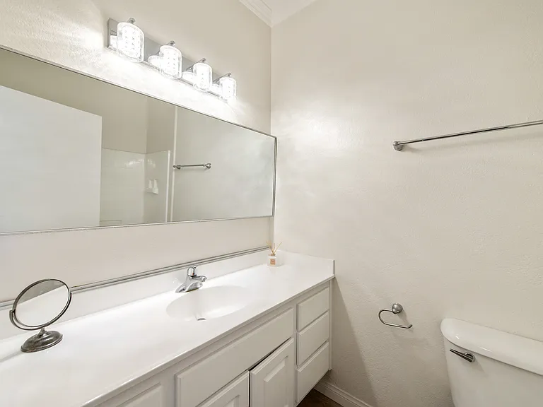 300 N El Molino Ave #312 — Photo 10