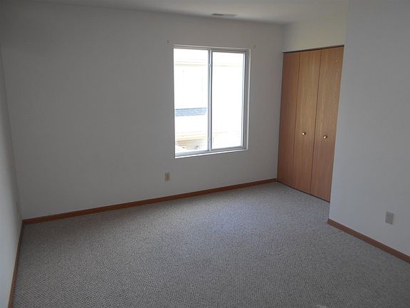 5th image of 4566 Hilltop Dr